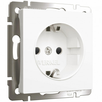 Розетка с заземлением и шторками (белый матовый) Werkel W1171161